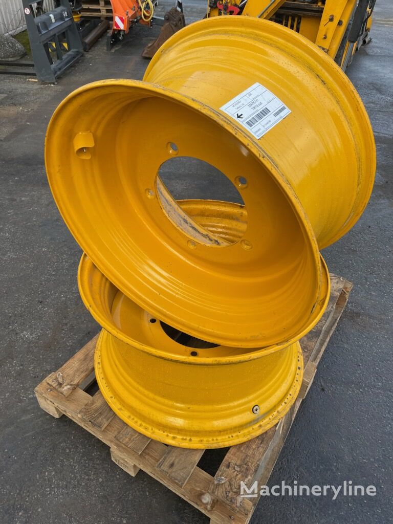 new JCB 4CX, 3CX wheel disk