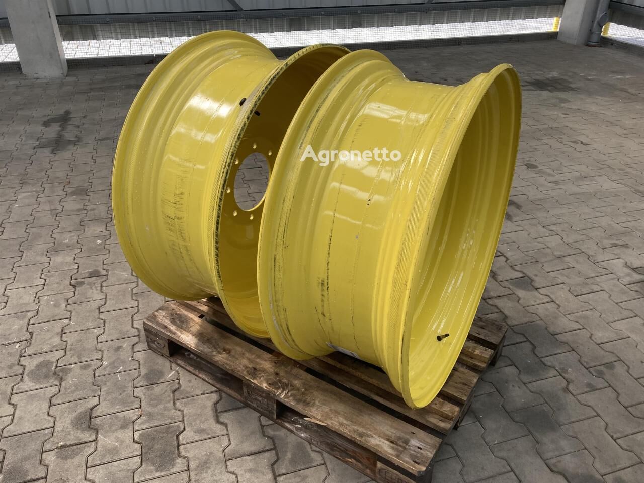 John Deere 15x38 velg te koop | Agronetto NL John Deere 15x38 velg - Agronetto
