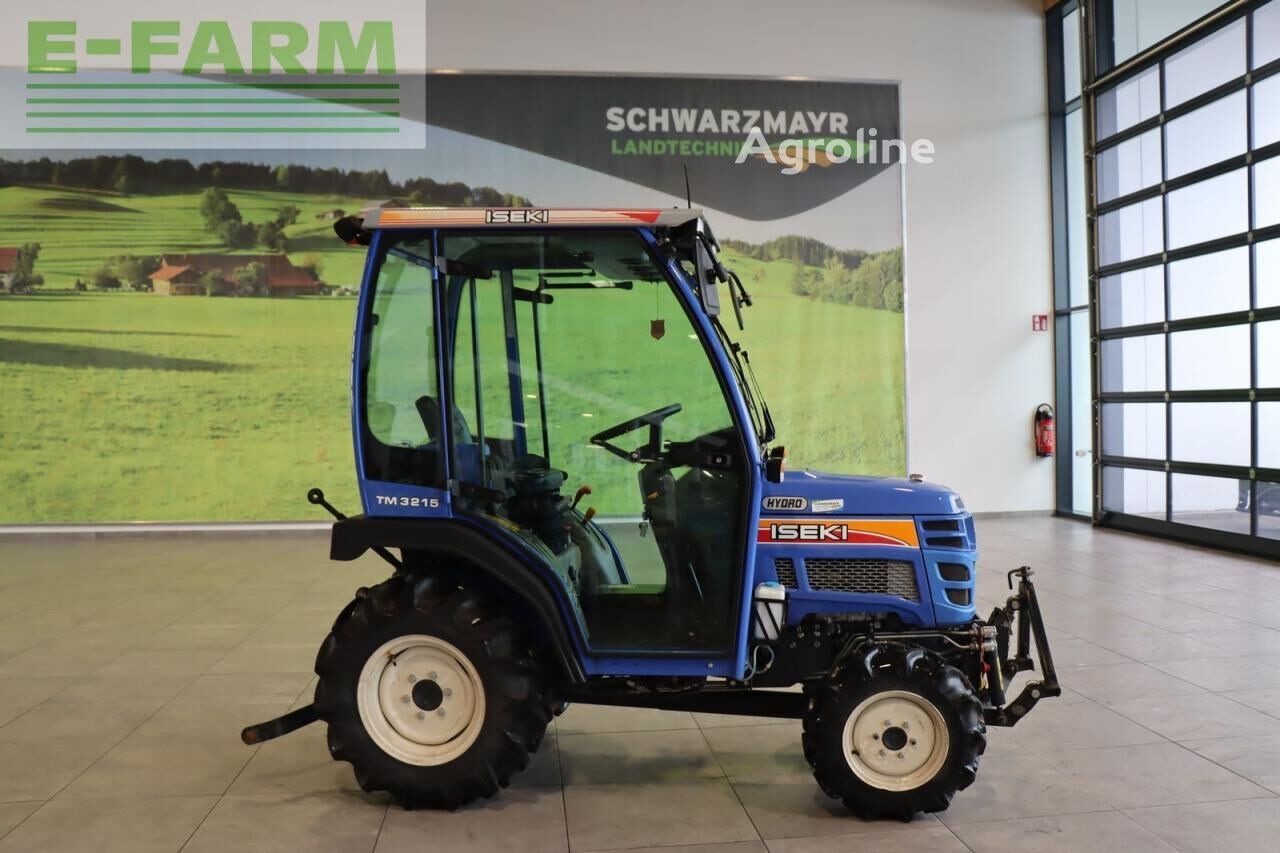 Máy kéo bánh lốp - Agroline