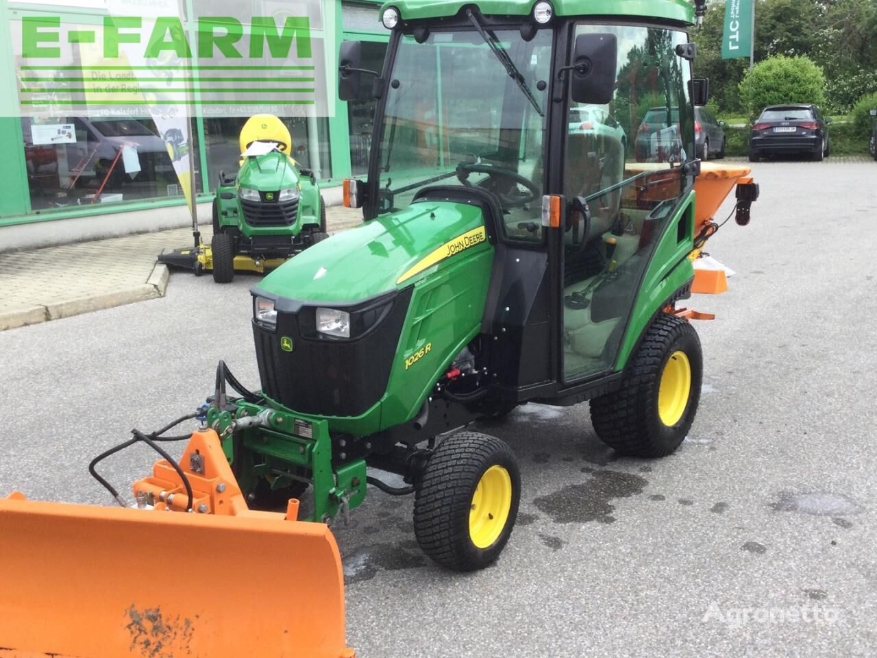 tracteur à roues 1026R