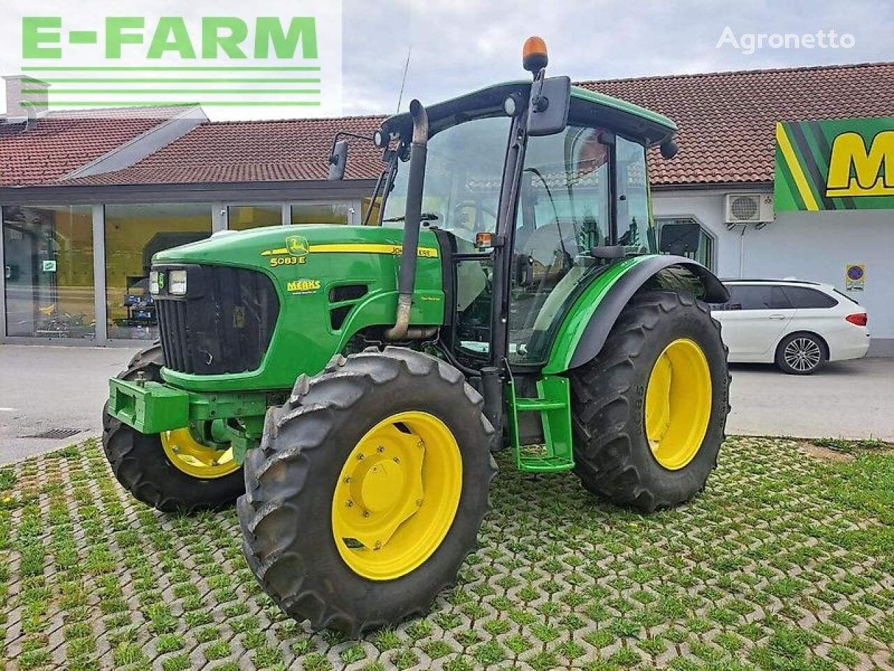 tracteur à roues 5083e