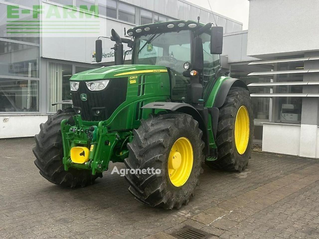 6250r kerekes traktor