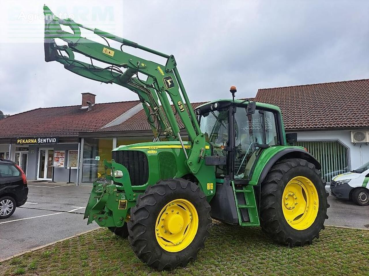 kolesový traktor 6620 premium