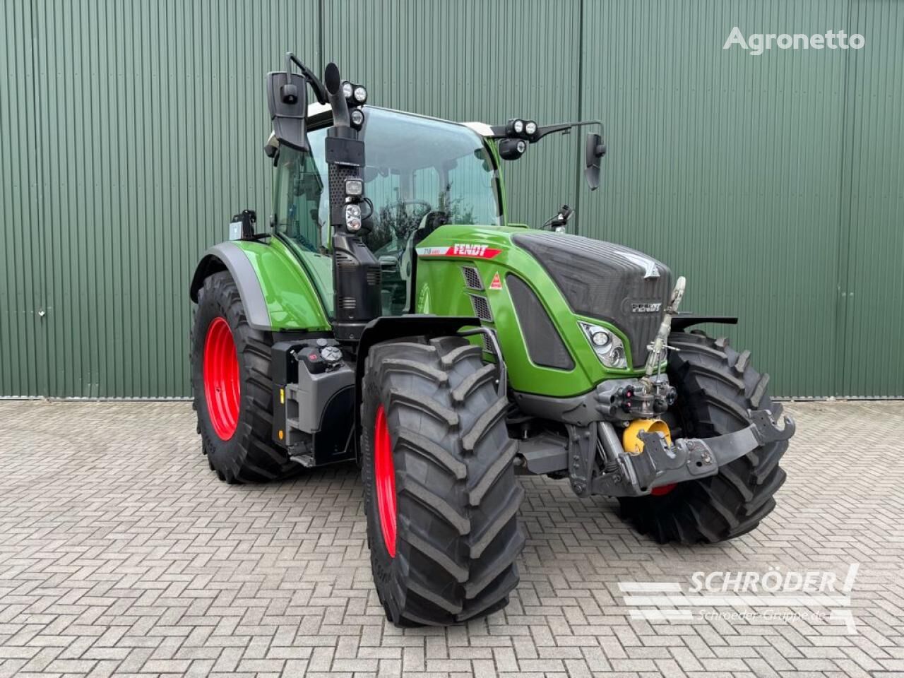 718 VARIO GEN6 PROFI wheel tractor