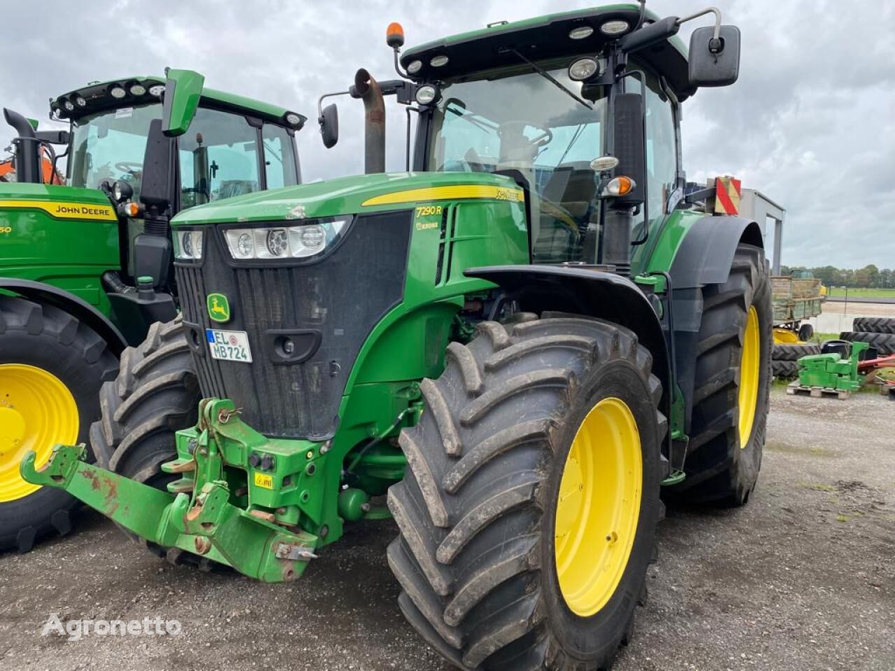 tracteur à roues 7290R