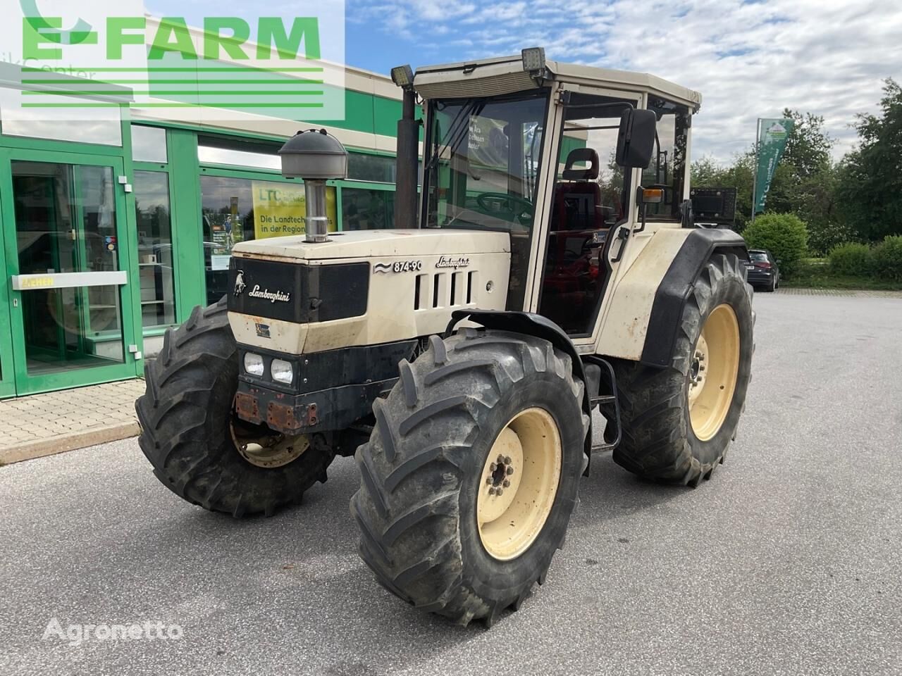 tracteur à roues 874-90