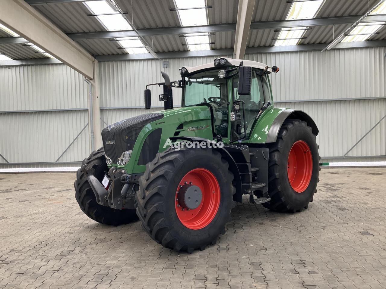 930 Vario Profi Plus wheel tractor