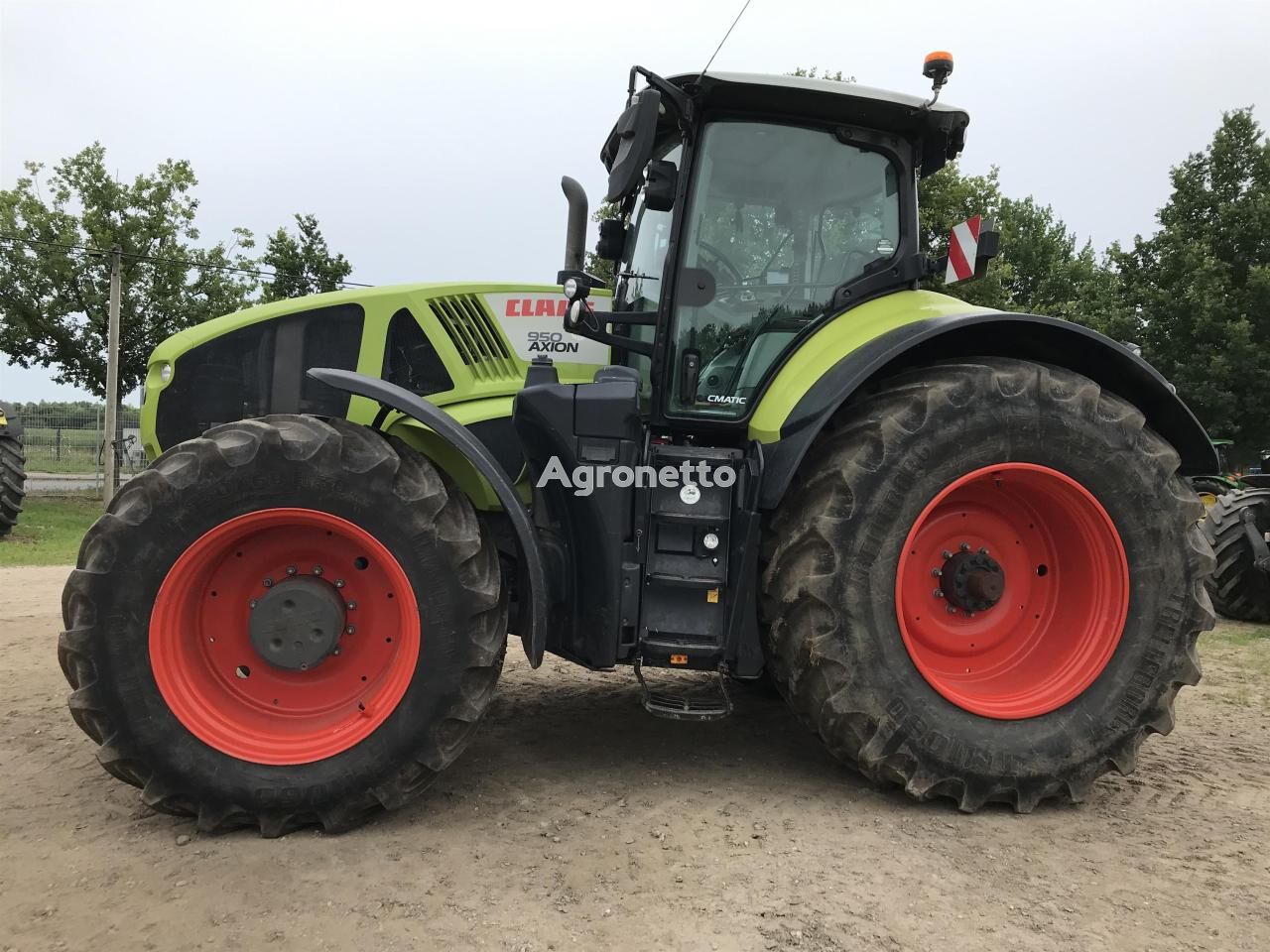 Tracteur à roues Axion 950 - Agronetto