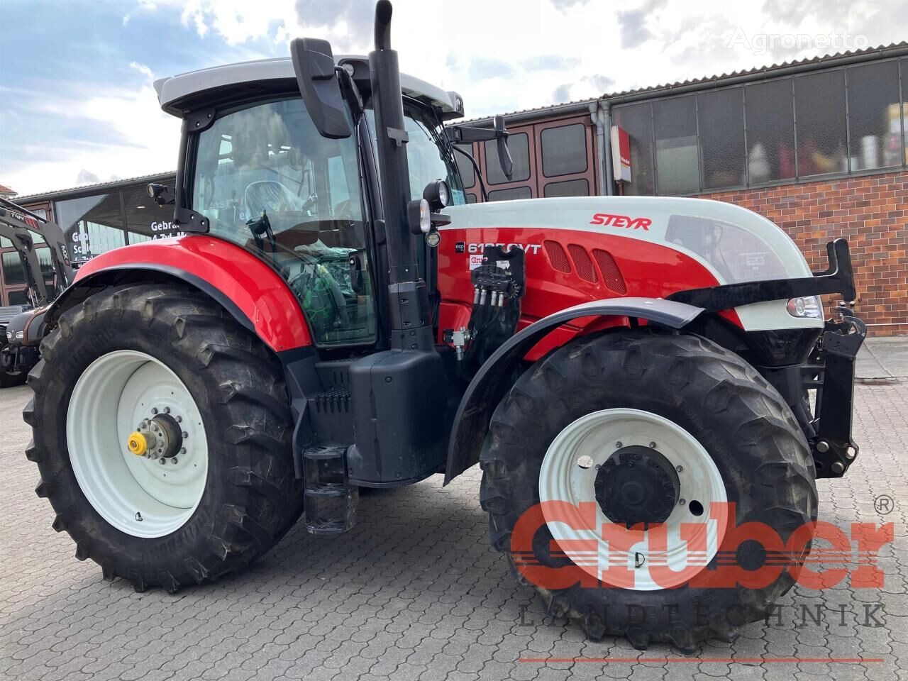 CVT 6185 Hi-eSCR tractor de ruedas