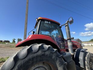 trattore gommato Case IH 255