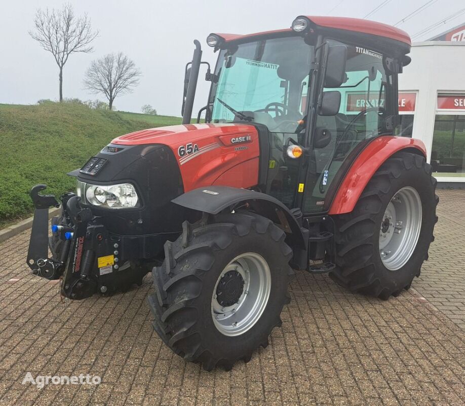 轮式拖拉机 Case IH Farmall 65 A