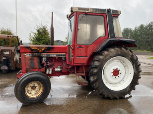 Case IH IH 844XL traktor på hjul