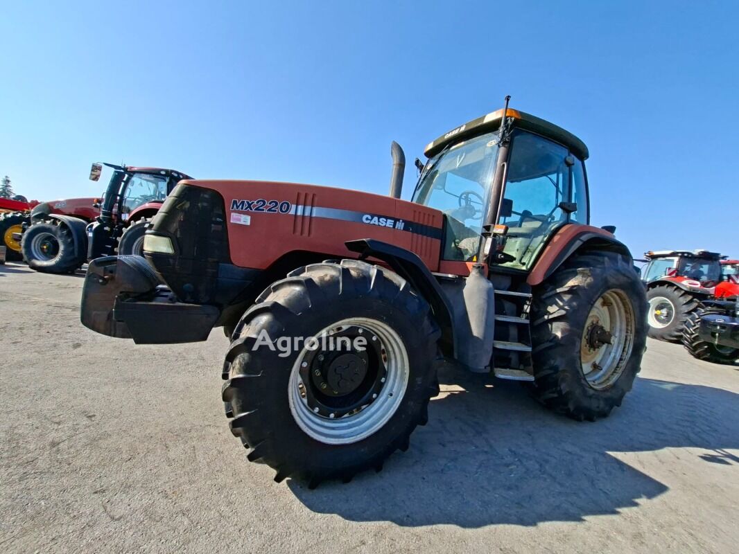 Tractor cu roţi Case IH MX 220 - Agroline