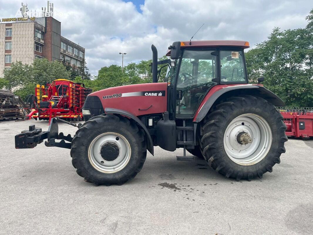 kolový traktor Case IH MXM 190