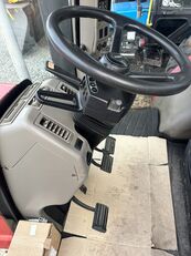 m&aacute;y k&eacute;o b&aacute;nh lốp Case IH Magnum 310