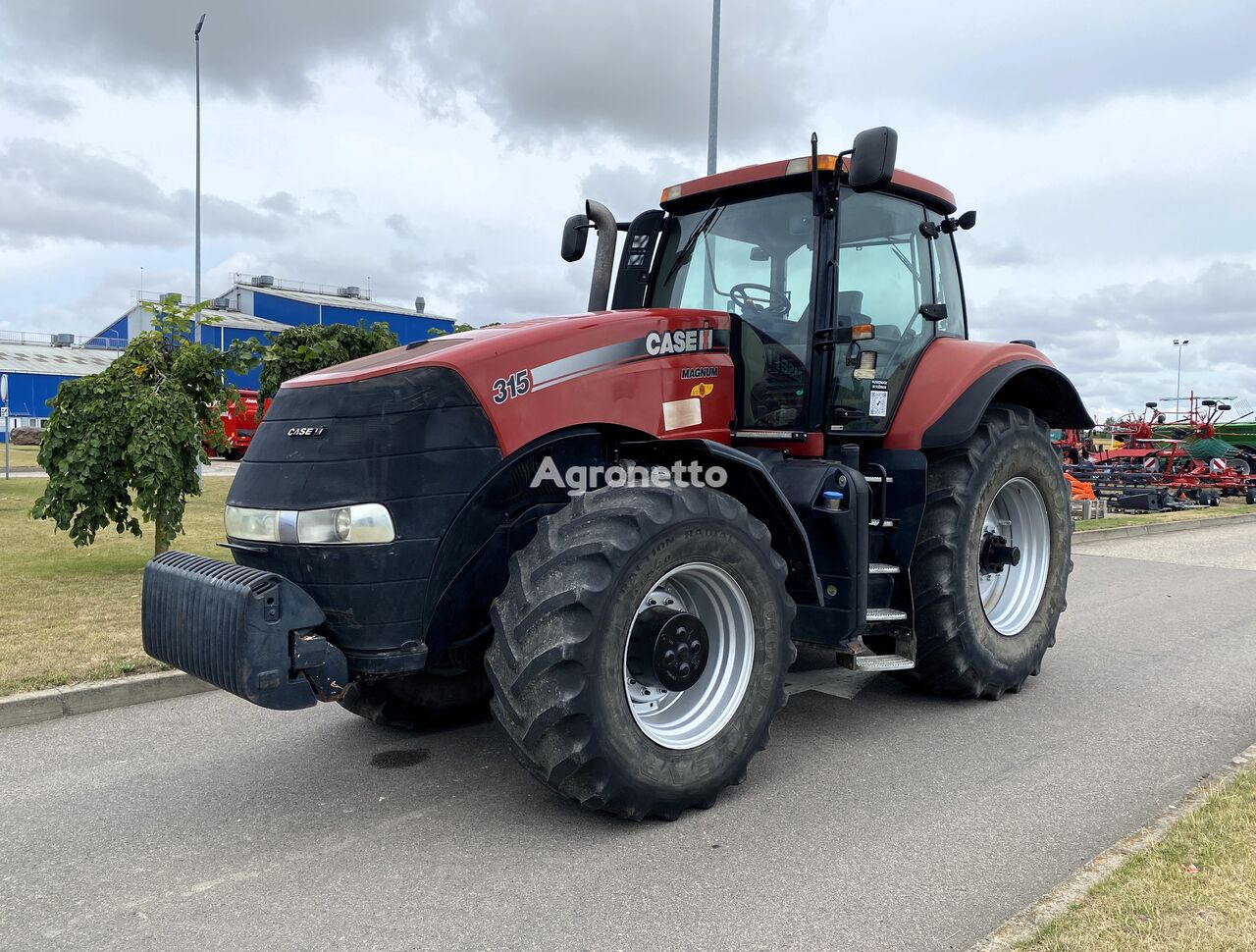 Case IH Magnum 315 wheel tractor