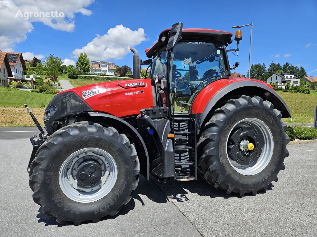 Case IH Optum 250 CVXDrive Radtraktor