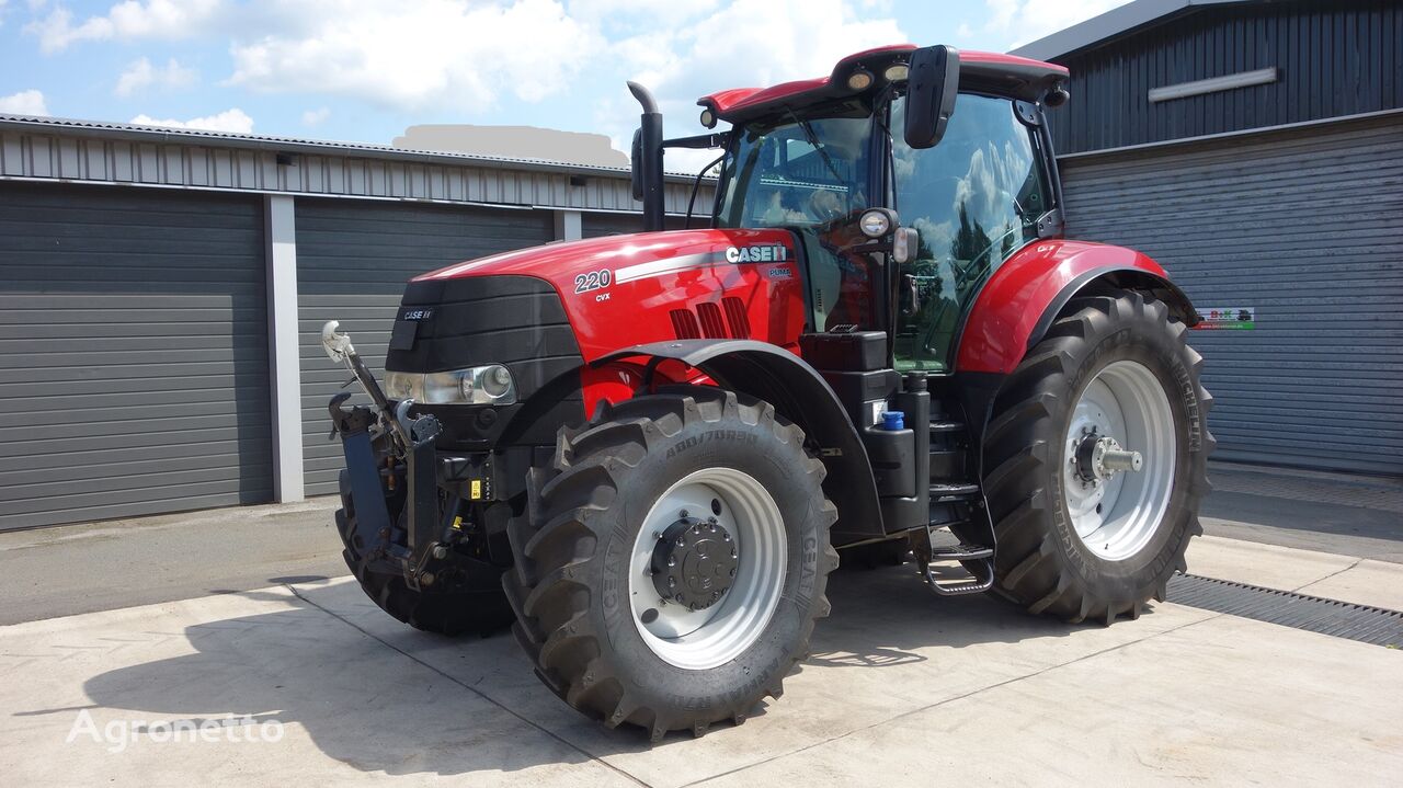 трактор колісний Case IH Puma 220 CVX