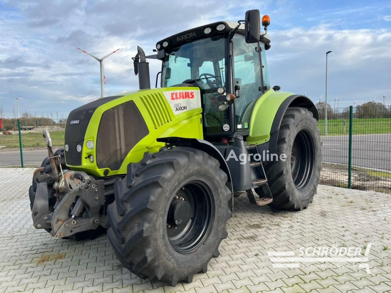 Claas AXION 810 CIS wheel tractor - Agroline