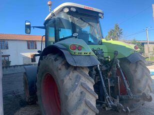 Claas AXION 810 CIS wheel tractor