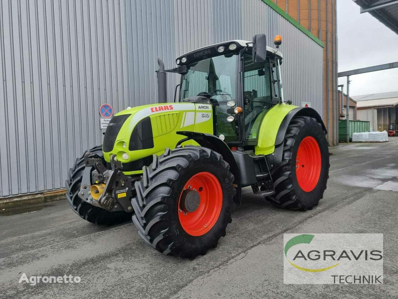 ciągnik kołowy Claas Arion 640 CIS