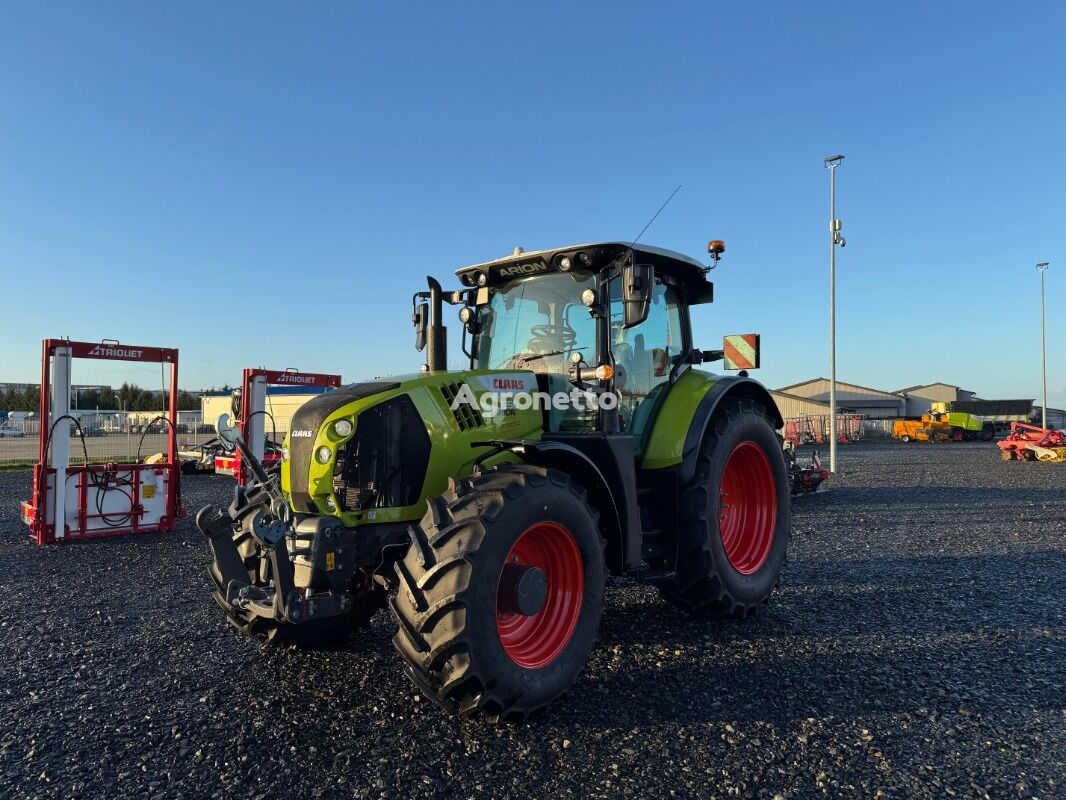 tractor cu roţi Claas Arion 650 HEXASHIFT CIS