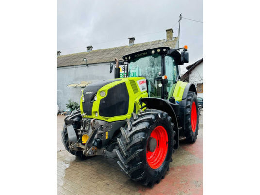 Claas Axion 830 pyörätraktori