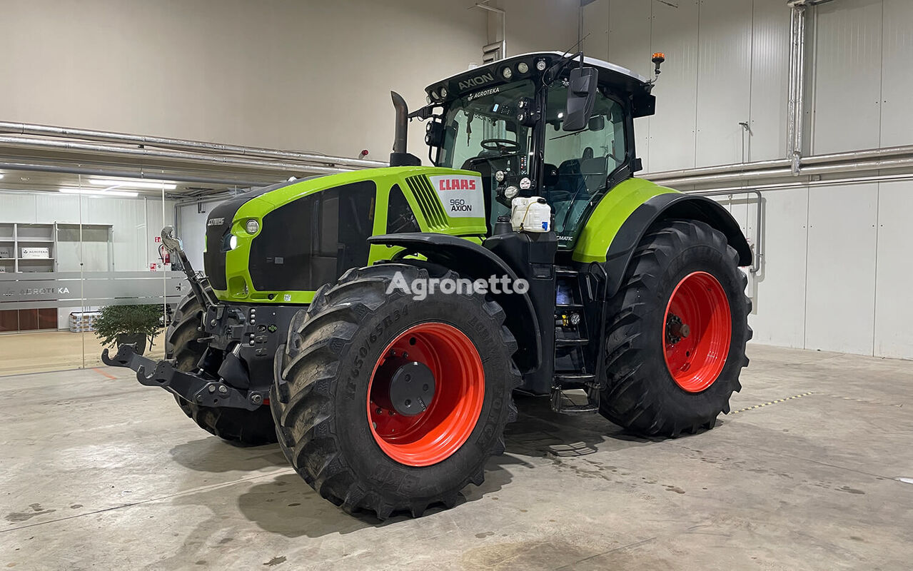 Claas Axion 960 wheel tractor