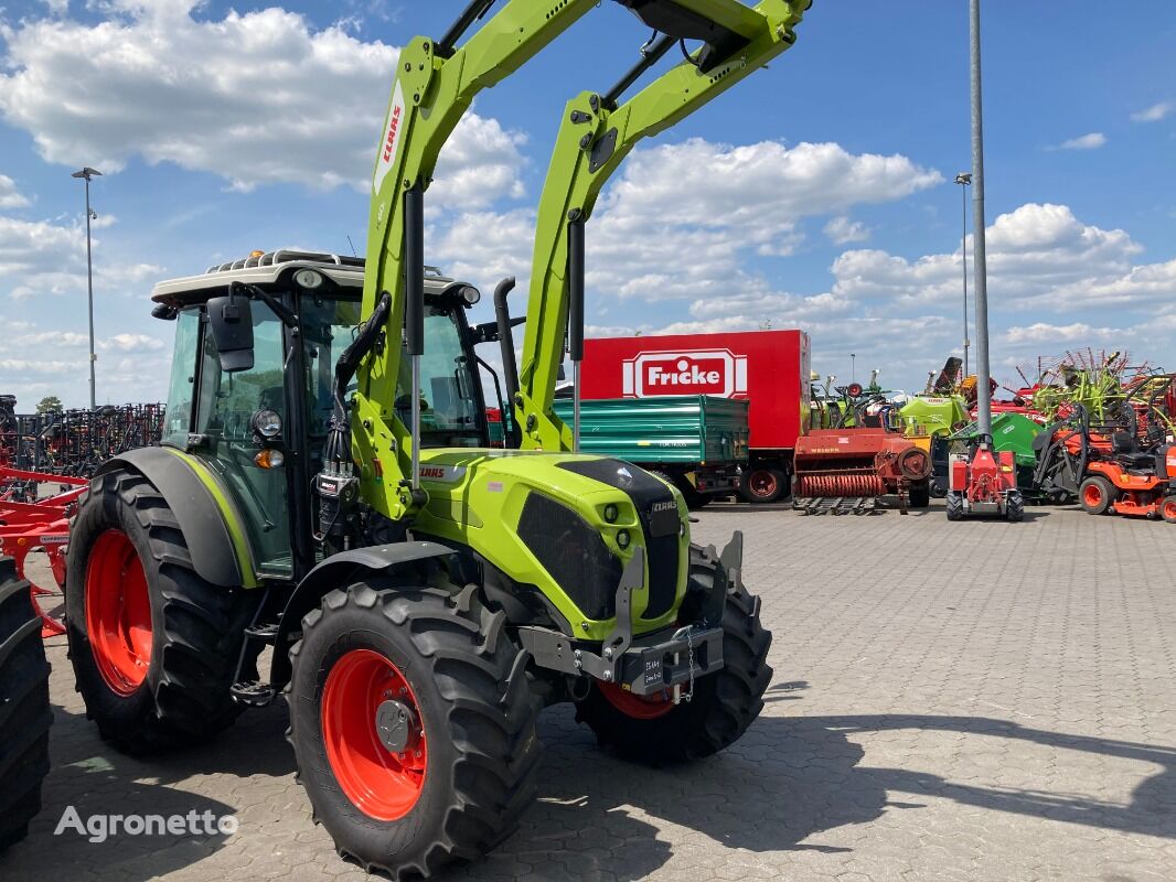 neuer Claas Axos 240 Radtraktor