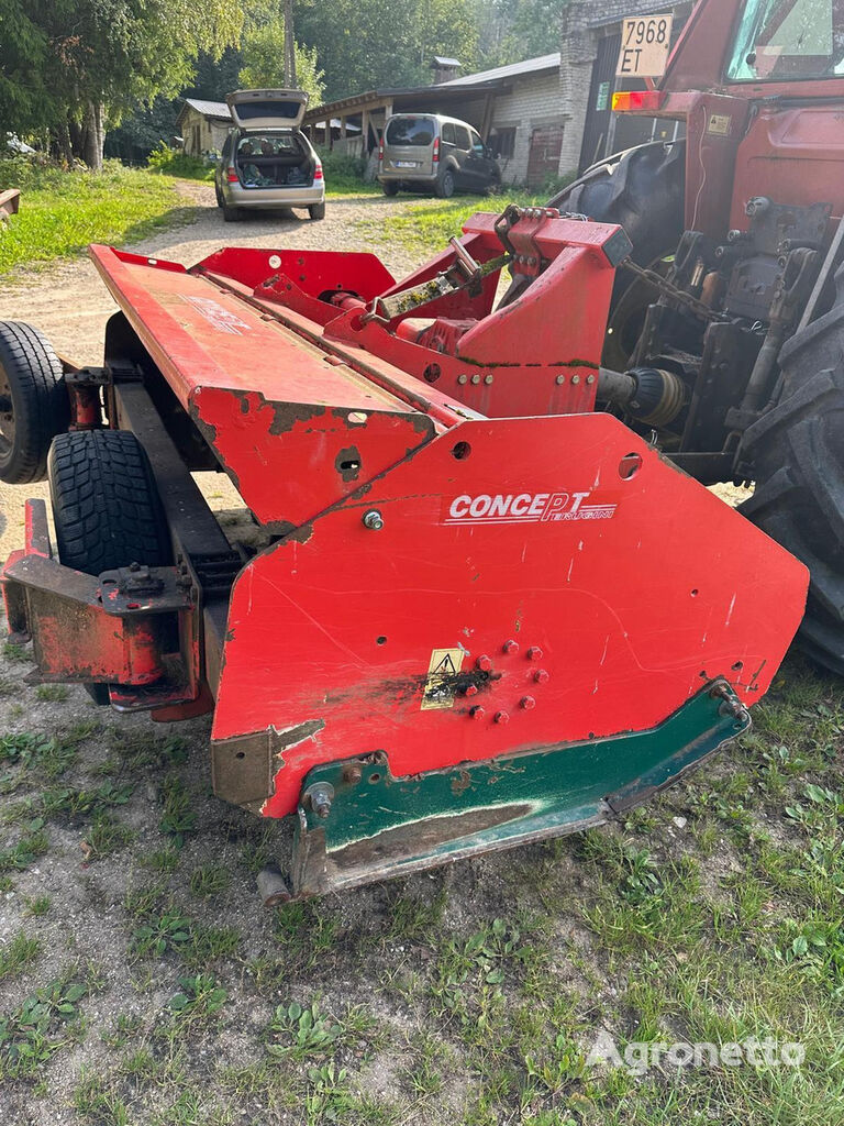 tracteur à roues Claas Perugini ST 240