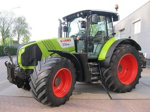 tracteur à roues Claas arion 650 cis CIS