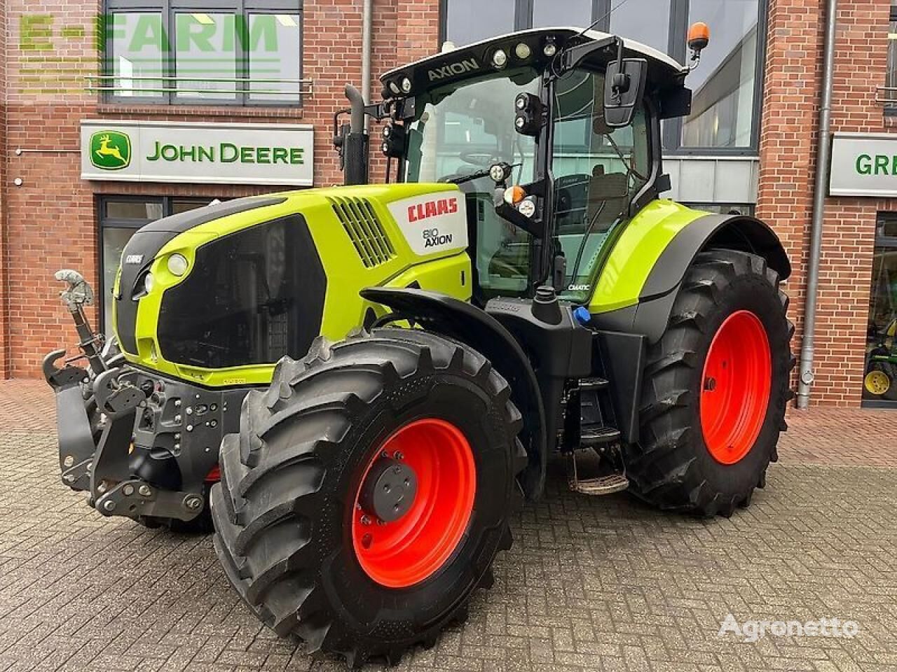 kolesový traktor Claas axion 810