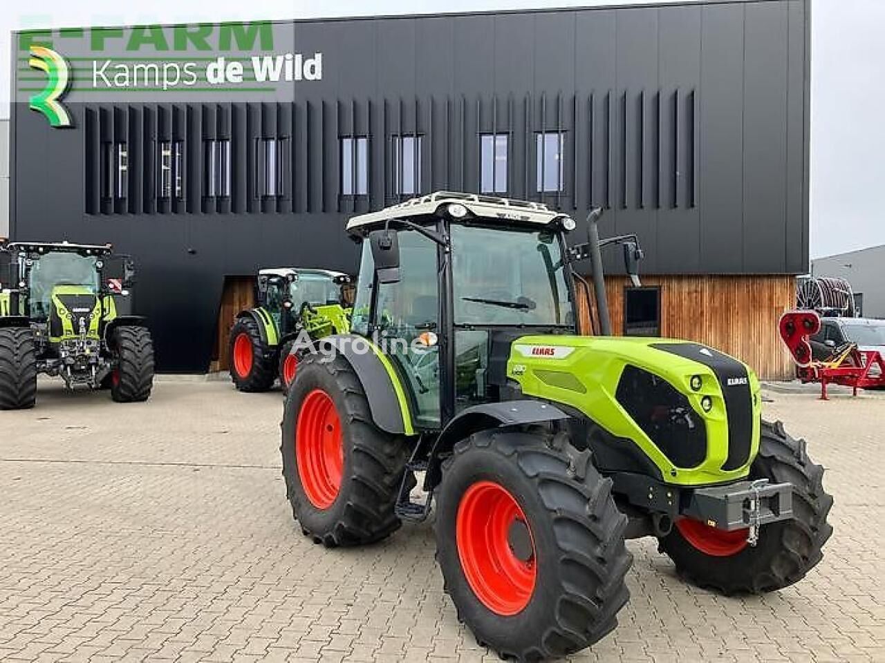 Trator de rodas Claas axos 230 - Agroline