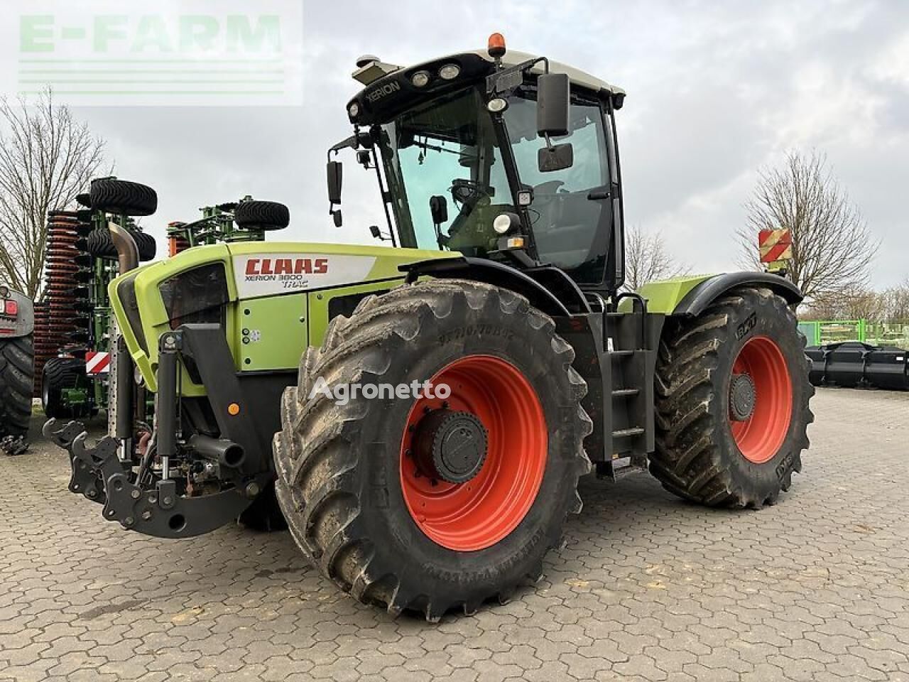 Claas xerion 3800 trac TRAC traktor na kotačima