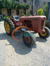 David Brown 850 wielen trekker