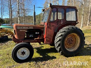 kolesov&yacute; traktor David Brown 990