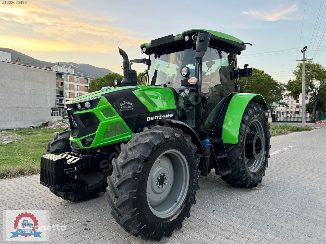 трактор колесный Deutz 6135