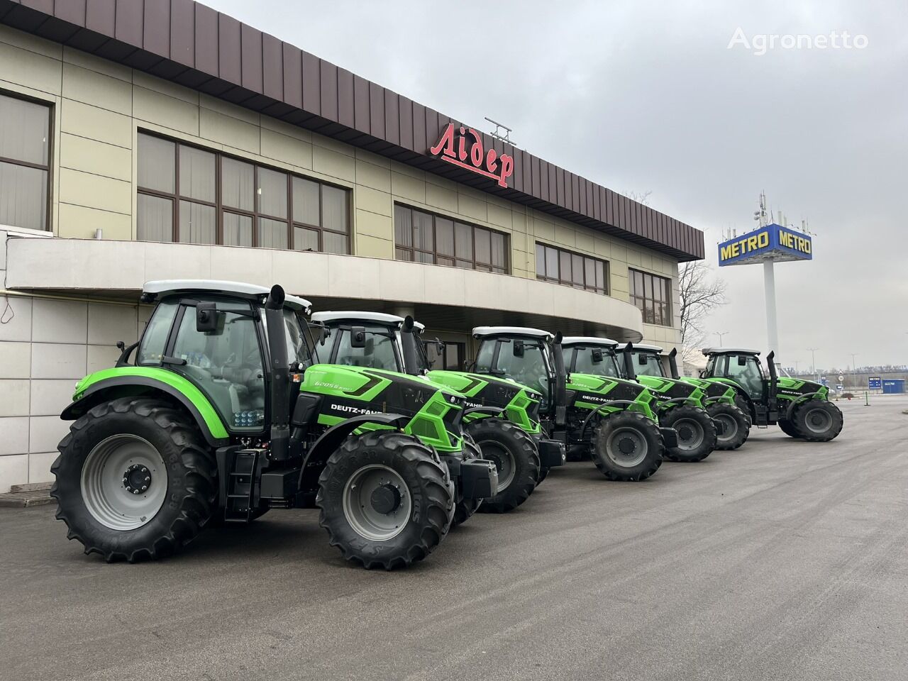 neuer Deutz-Fahr Agrotron 6205G Radtraktor