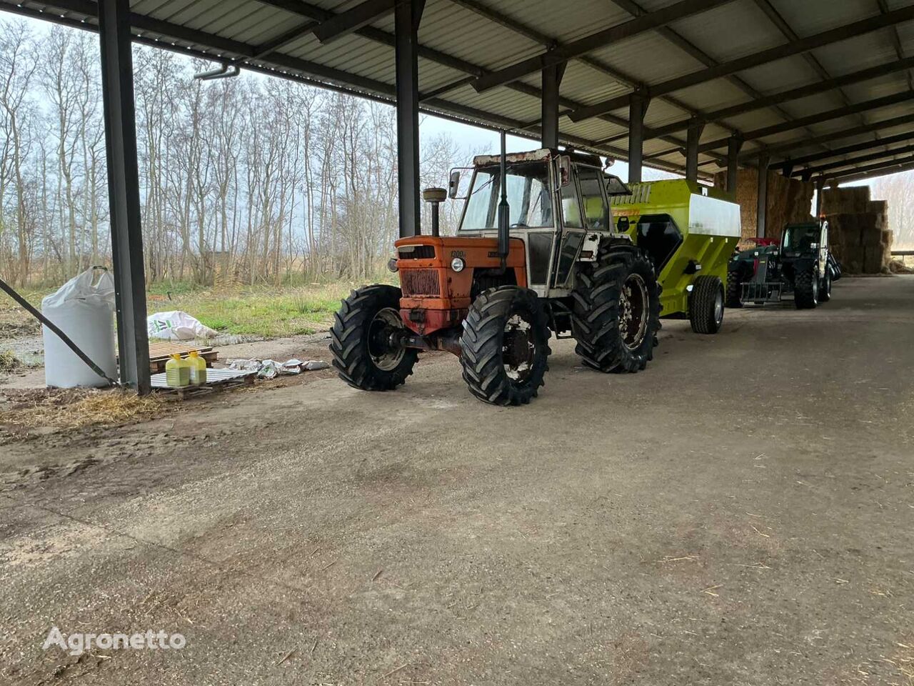 tracteur à roues FIAT 1300 DT