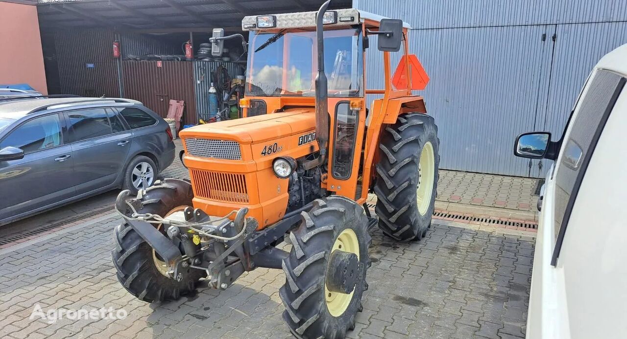 tracteur à roues FIAT DT 480 Ciągnik rolniczy *4x4* Przedni TUZ + Pług do odśnieżania