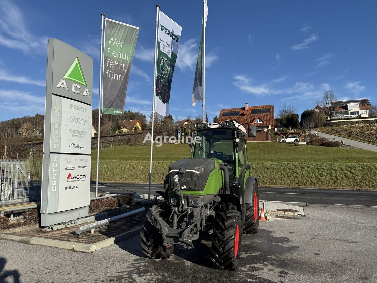Fendt 211 V Radtraktor - Agroline