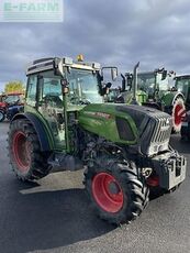 kolesov&yacute; traktor Fendt 211f