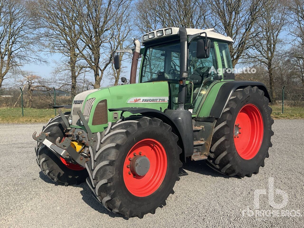 трактор колесный Fendt 716 VARIO