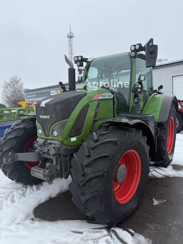 جرار بعجلات Fendt 724 - Agroline