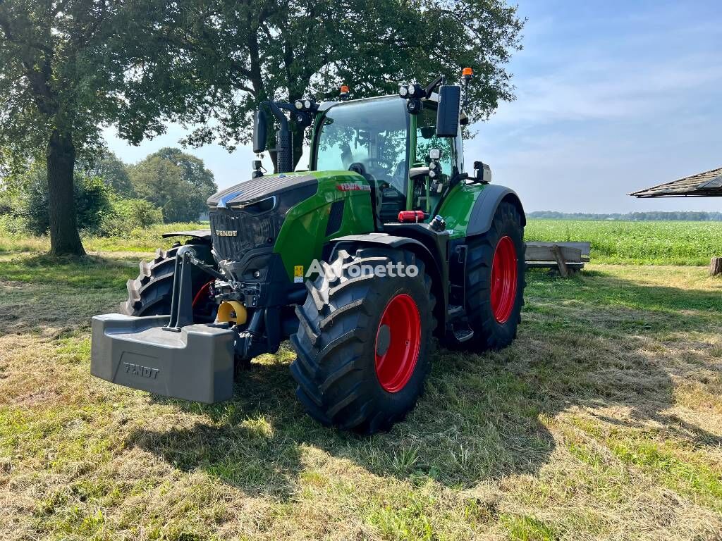 nov traktor na kolesih Fendt 724 Gen7 Power+ Setting2