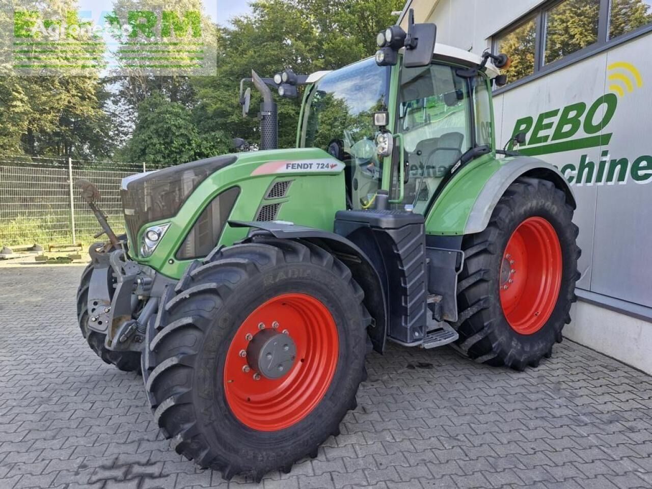 kolesový traktor Fendt 724 vario