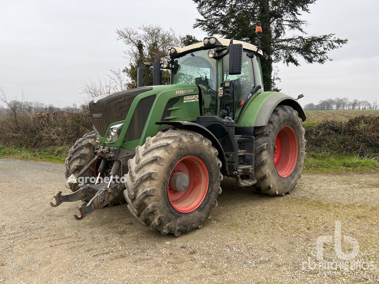 трактор колесный Fendt 824 VARIO S4 PR Tracteur Agricole