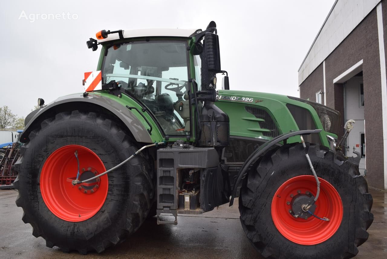 Fendt 826 Vario ProfiPlus wheel tractor