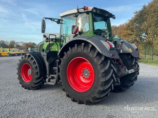 tracteur à roues Fendt 826 Vario S4