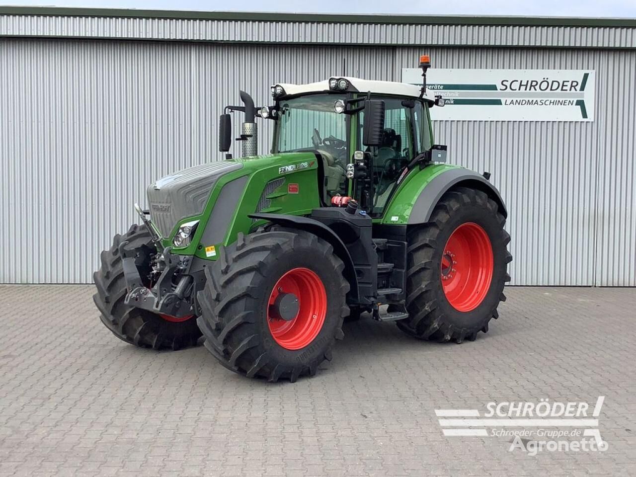 Fendt 828 S4 PROFI PLUS wheel tractor